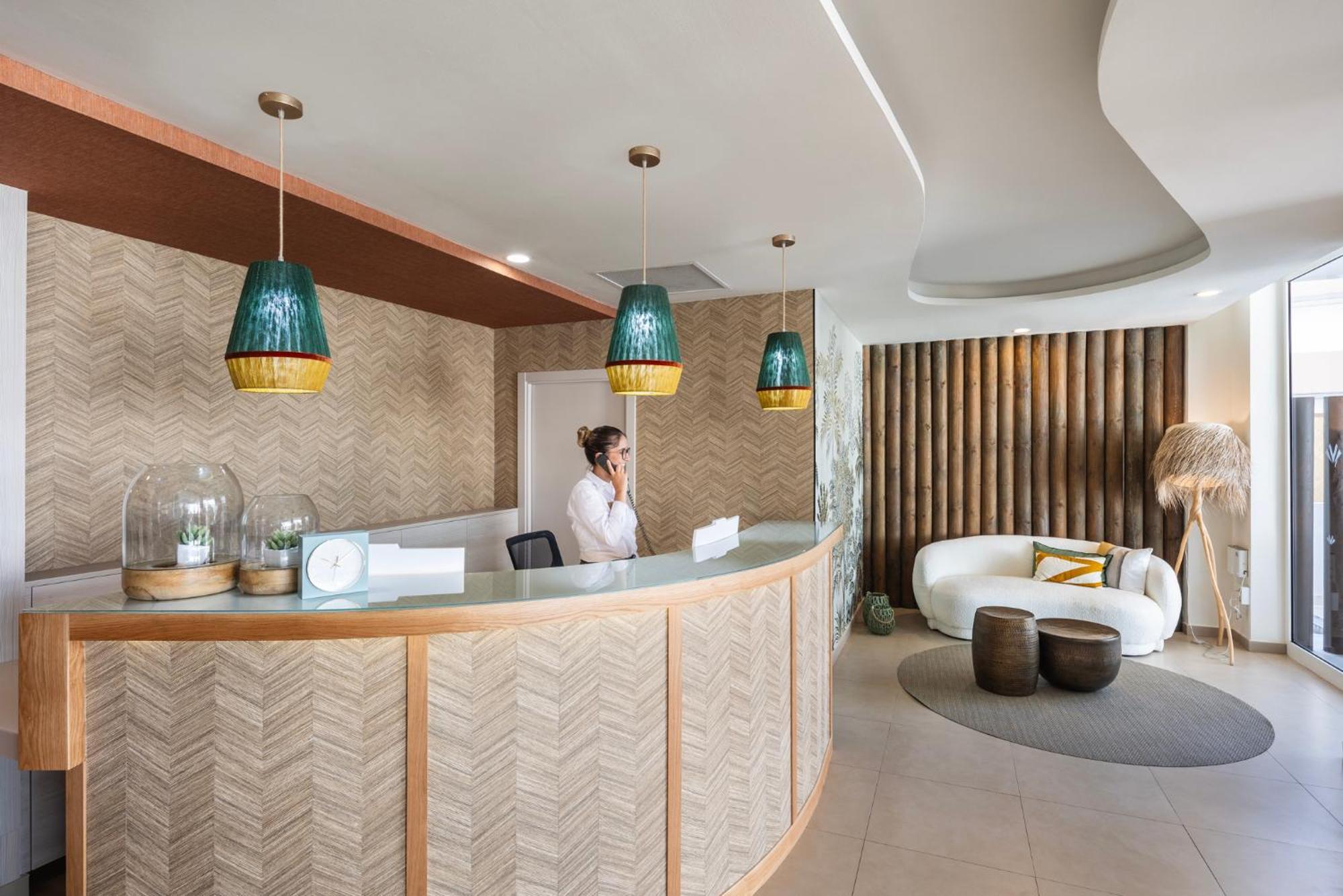 Livvo Anamar Hotel