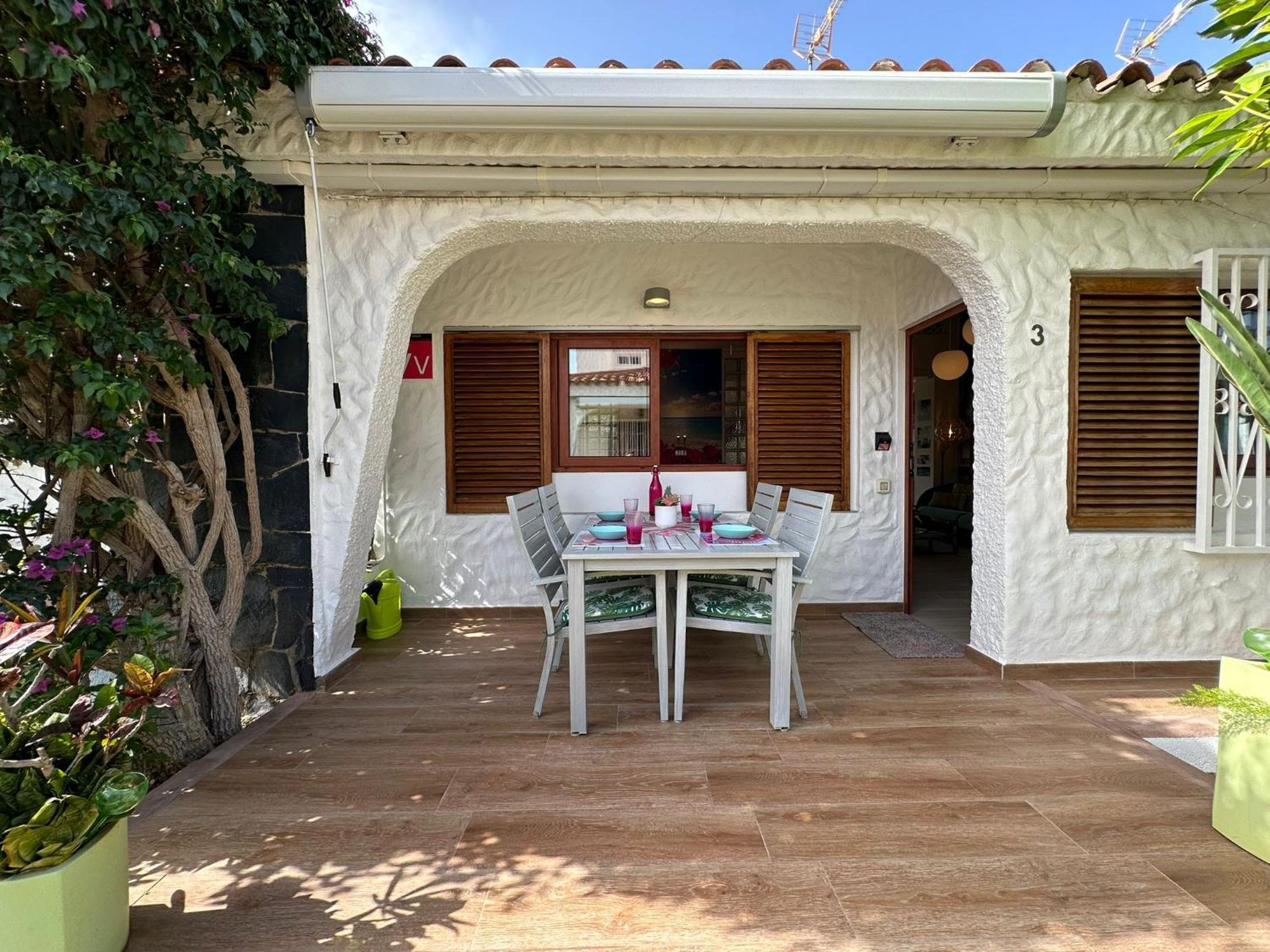 Villa Parrot Cage - The Gay Playa del Ingles (Gran Canaria)