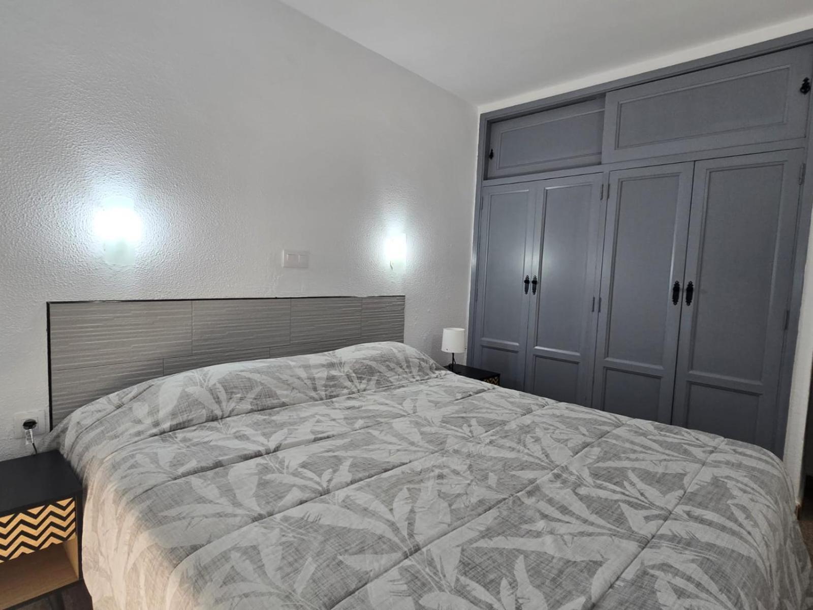 Camelias C13 Apartment