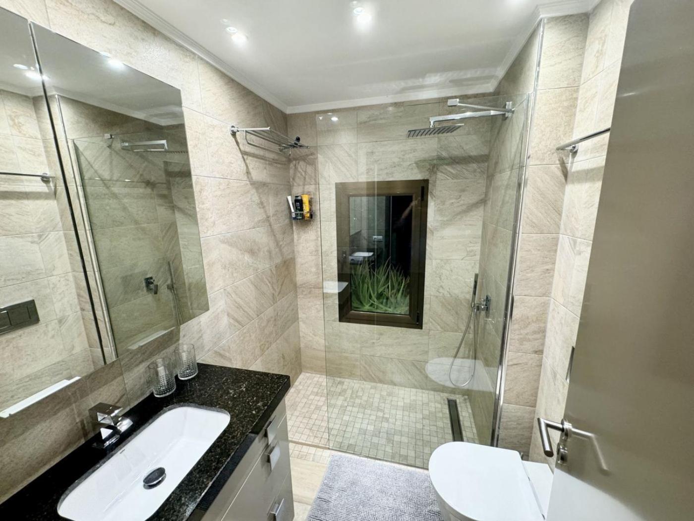 Luxury 2 Bedrooms Ocean View Iguazu Playa del Ingles (Gran Canaria)