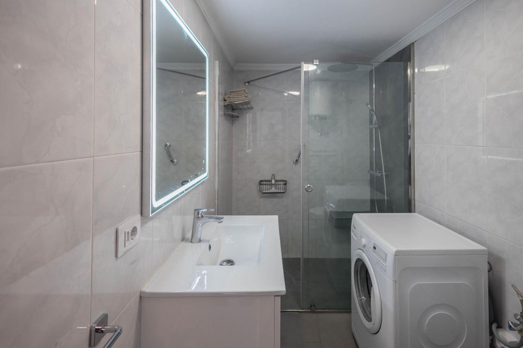 Lightbooking Tenesor 306 Playa del Ingles (Gran Canaria)