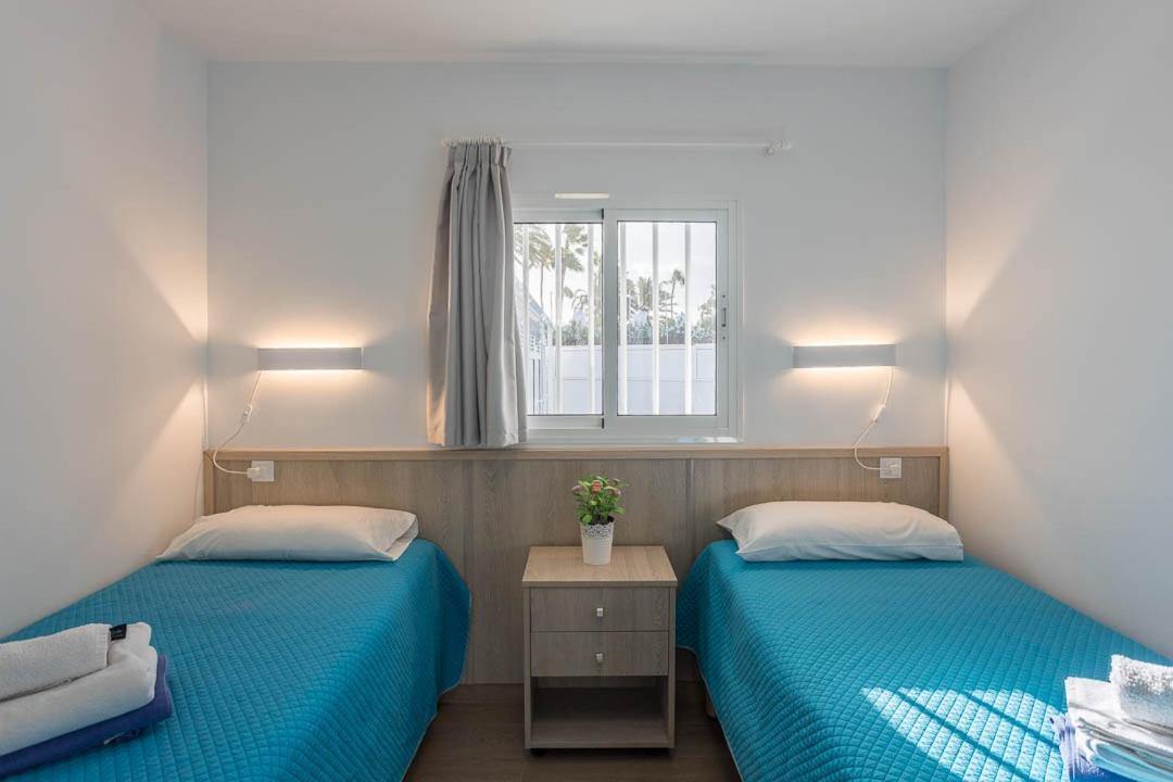 Lightbooking Alemania Piscina Privada * Playa del Inglés