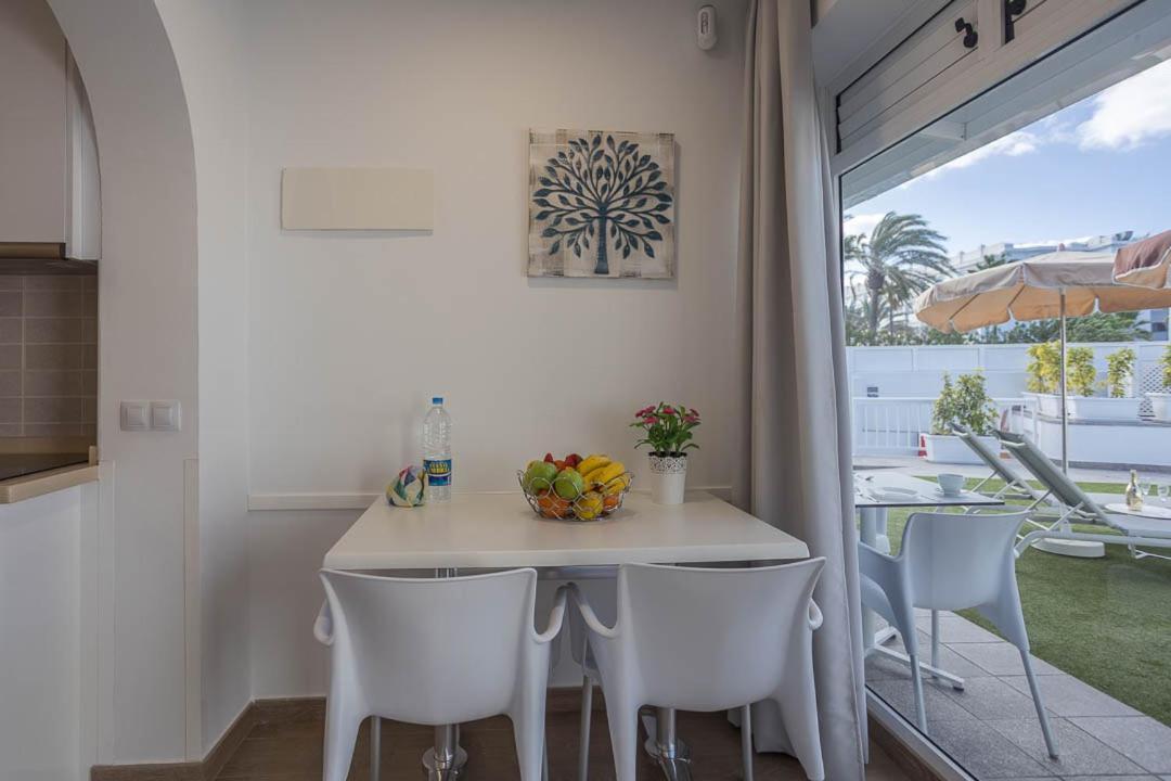 Lightbooking Alemania Piscina Privada