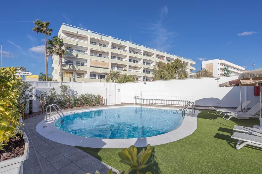 Huoneisto Lightbooking Alemania Piscina Privada *