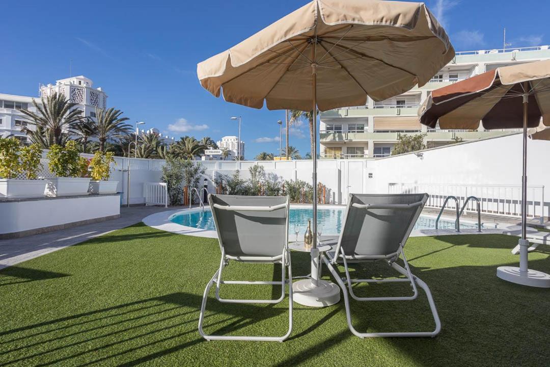 Lightbooking Alemania Piscina Privada Playa del Inglés