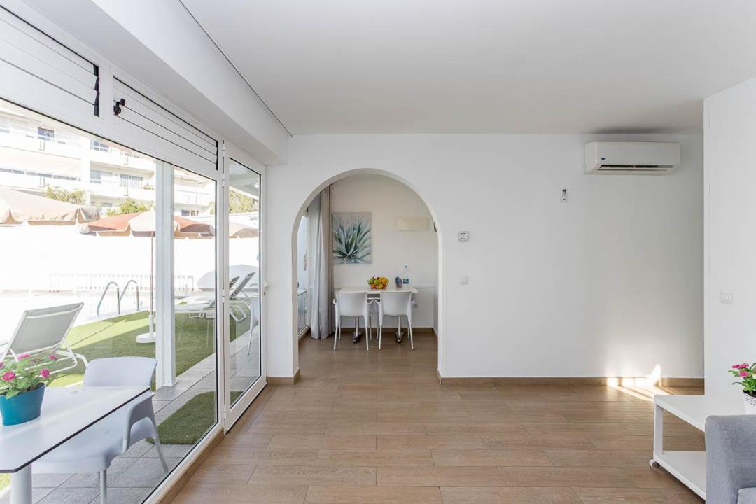 Huoneisto Lightbooking Alemania Piscina Privada