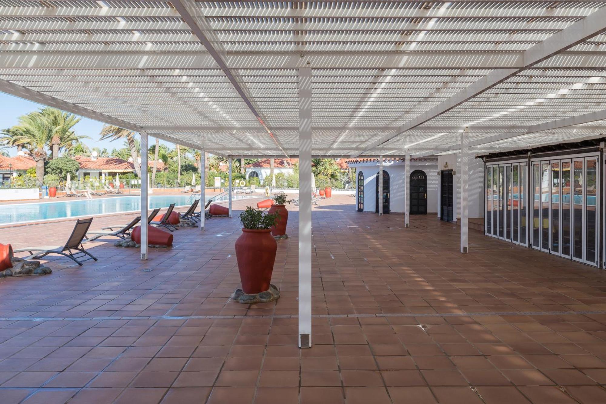 Huoneisto Lightbooking Sun Club Deluxe *