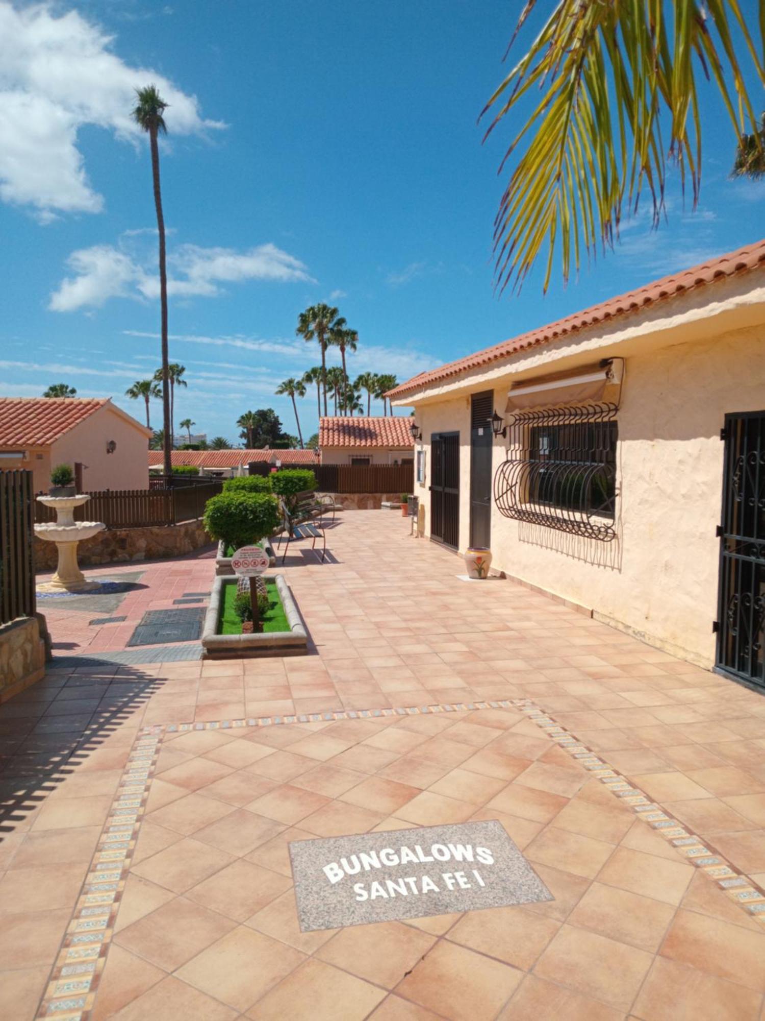 Casita De Gatas Pupy Holiday home *