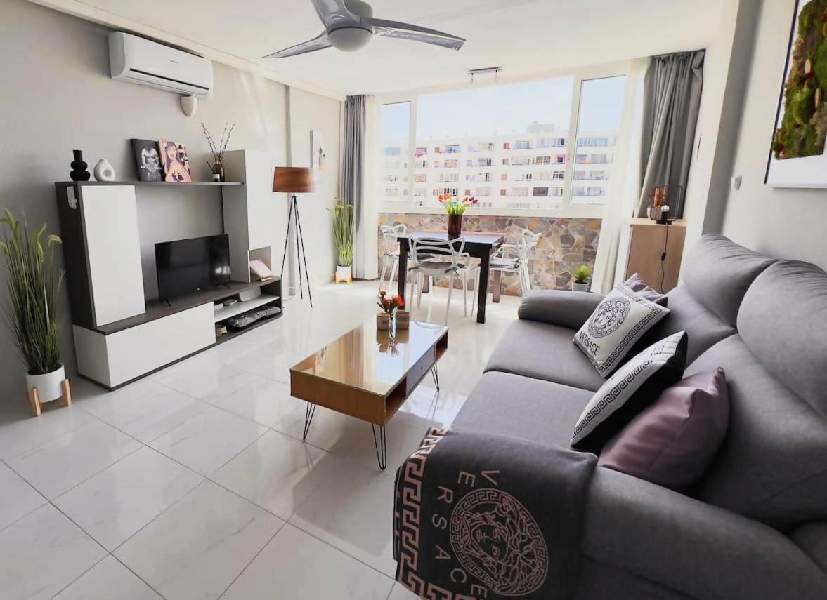 Con Piscina Y Aire Acondicionado Huoneisto Playa del Inglés