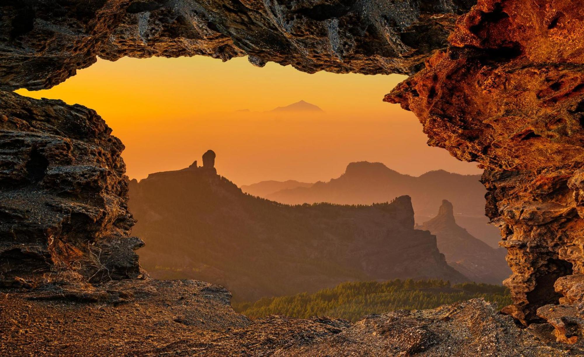 Close To * Playa del Ingles (Gran Canaria)