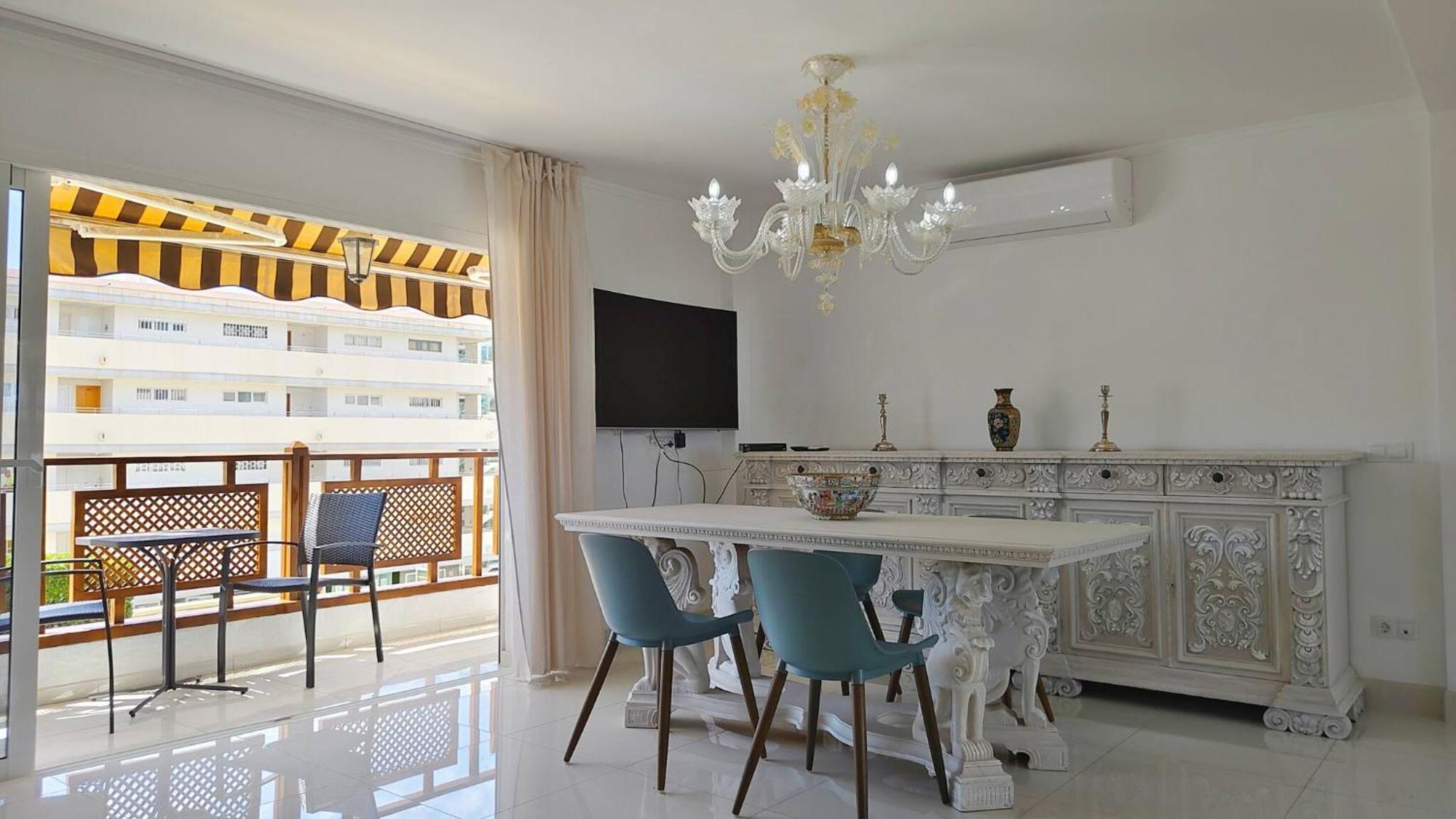 Apartment Luminoso Con Piscina Y Aparcamiento
