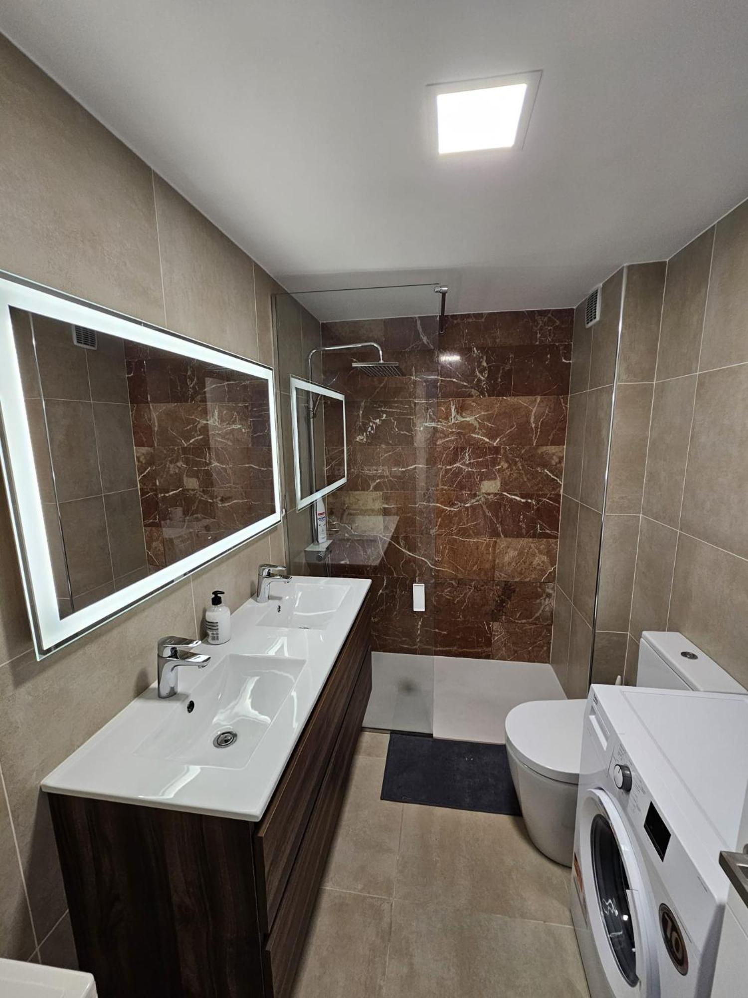 Dinas Koka Apartment Playa del Ingles (Gran Canaria)