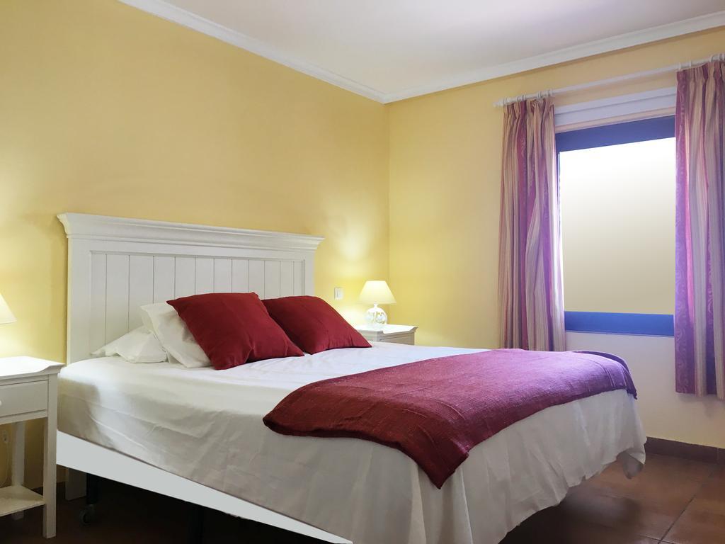 Huoneisto Sunclub Suites *