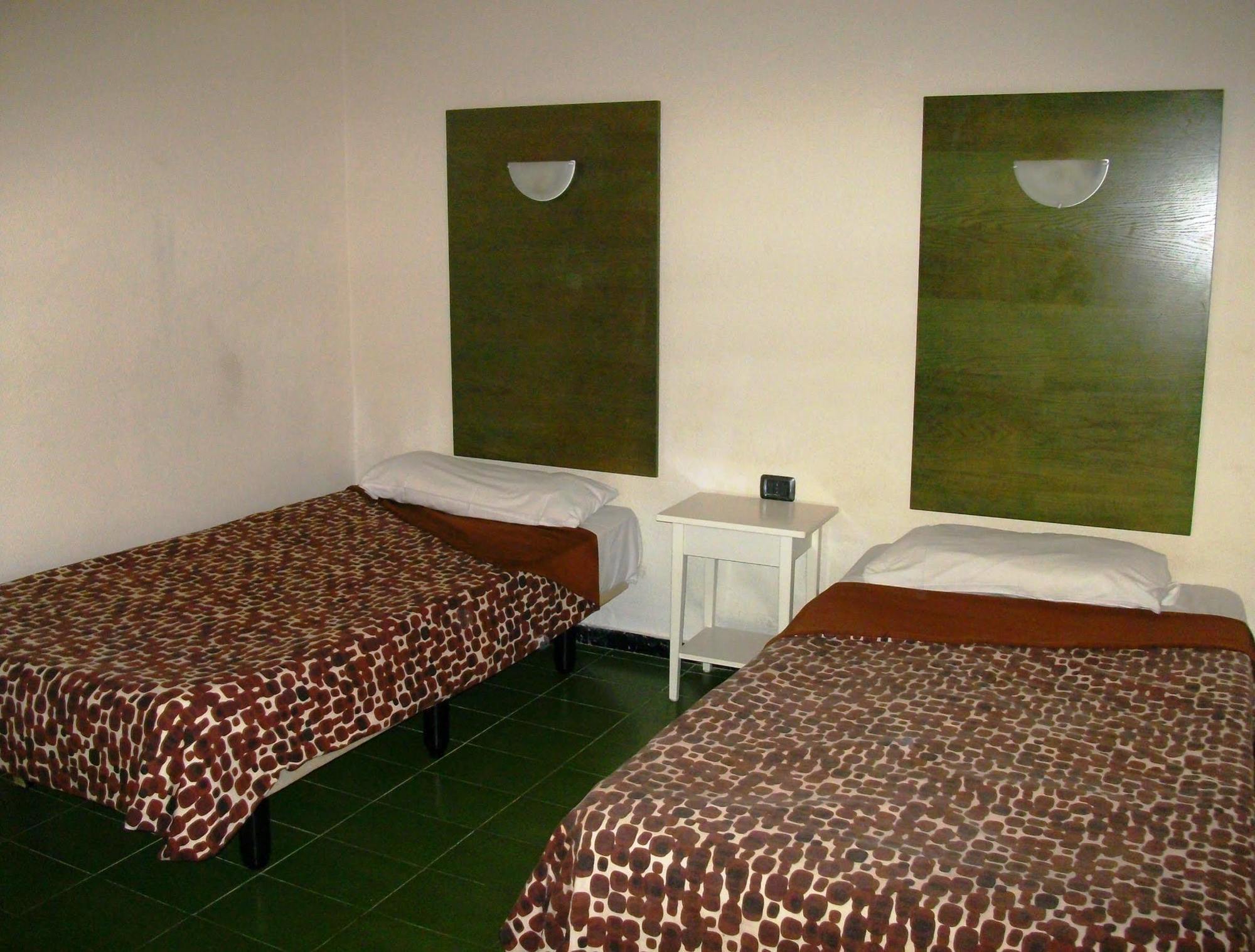 Hotel Gay Bungalows Los Tucanes