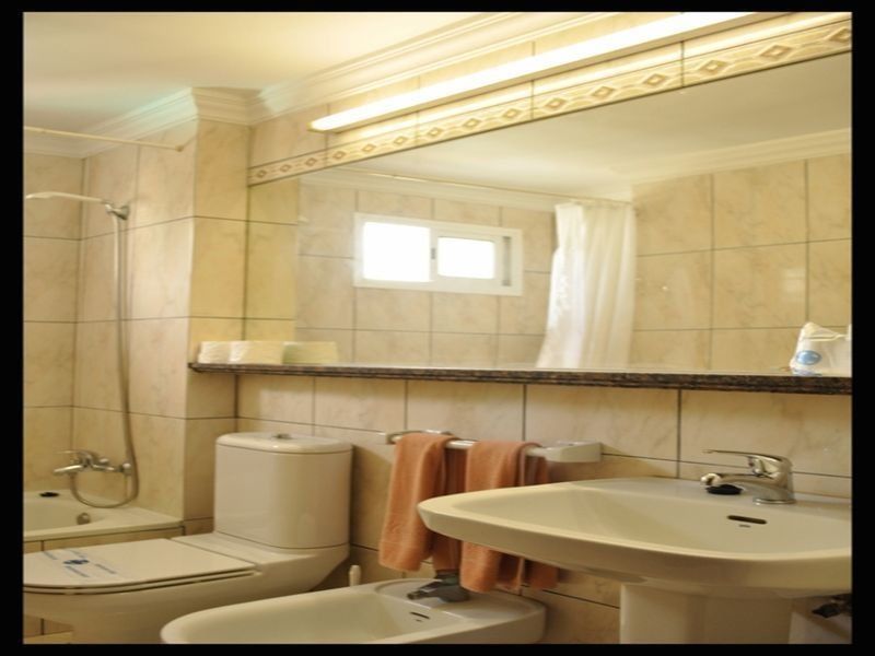 El Chaparral Apartment *