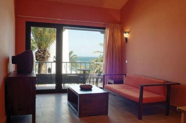 Hotel Sun Club Aguila Playa 2*