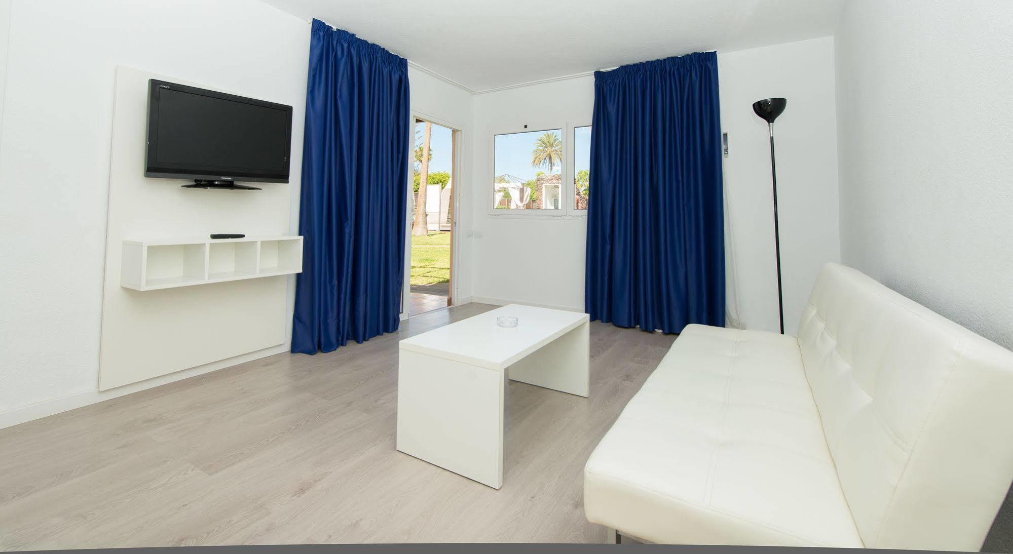 Sunny Village Apartment *