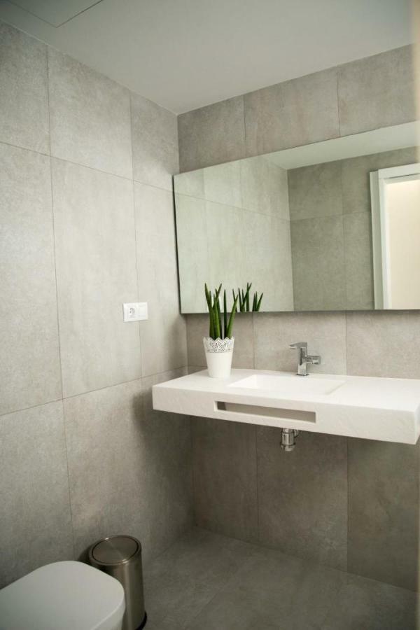 Apartamento Aloe 2 Dormitorios 4p Piscina Wifi By Lightbooking