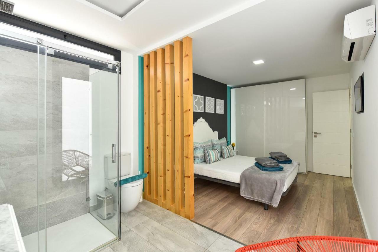 Cozy For 6 In Gd04 By Villagrancanaria *