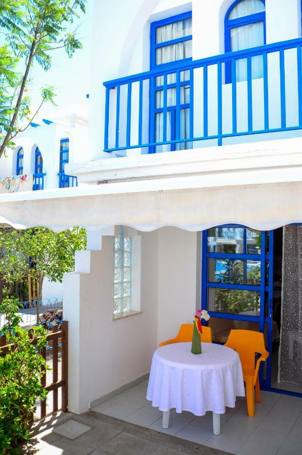 Playmar 2 Bungalow *