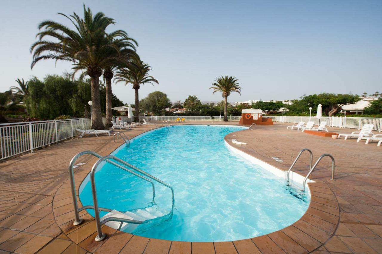 En Maspalomas, Melocotones * Playa del Ingles (Gran Canaria)