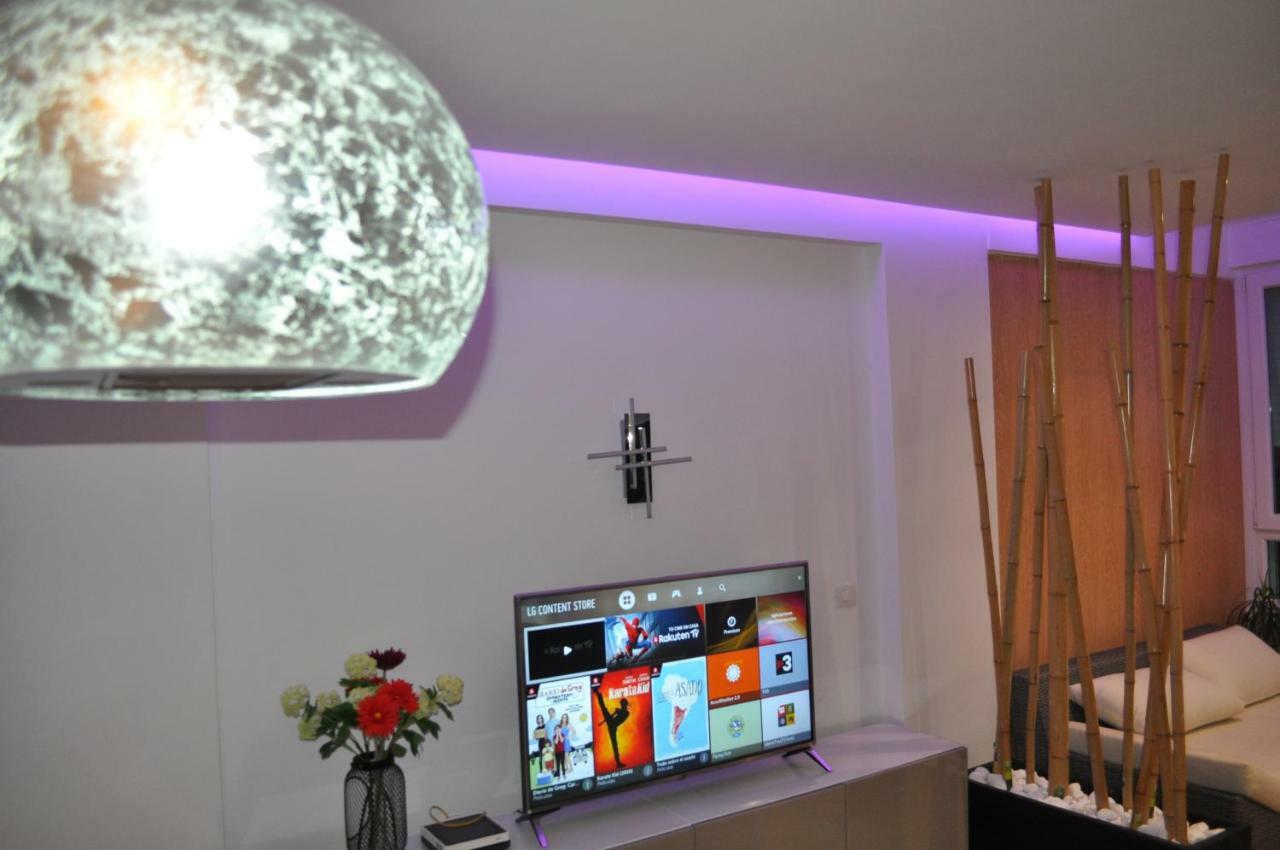 Premium Yumbo Wifi A/c Playa del Ingles (Gran Canaria)