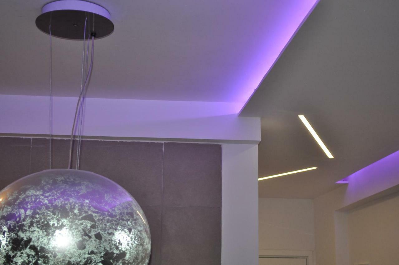 Premium Yumbo Wifi A/c Apartment *
