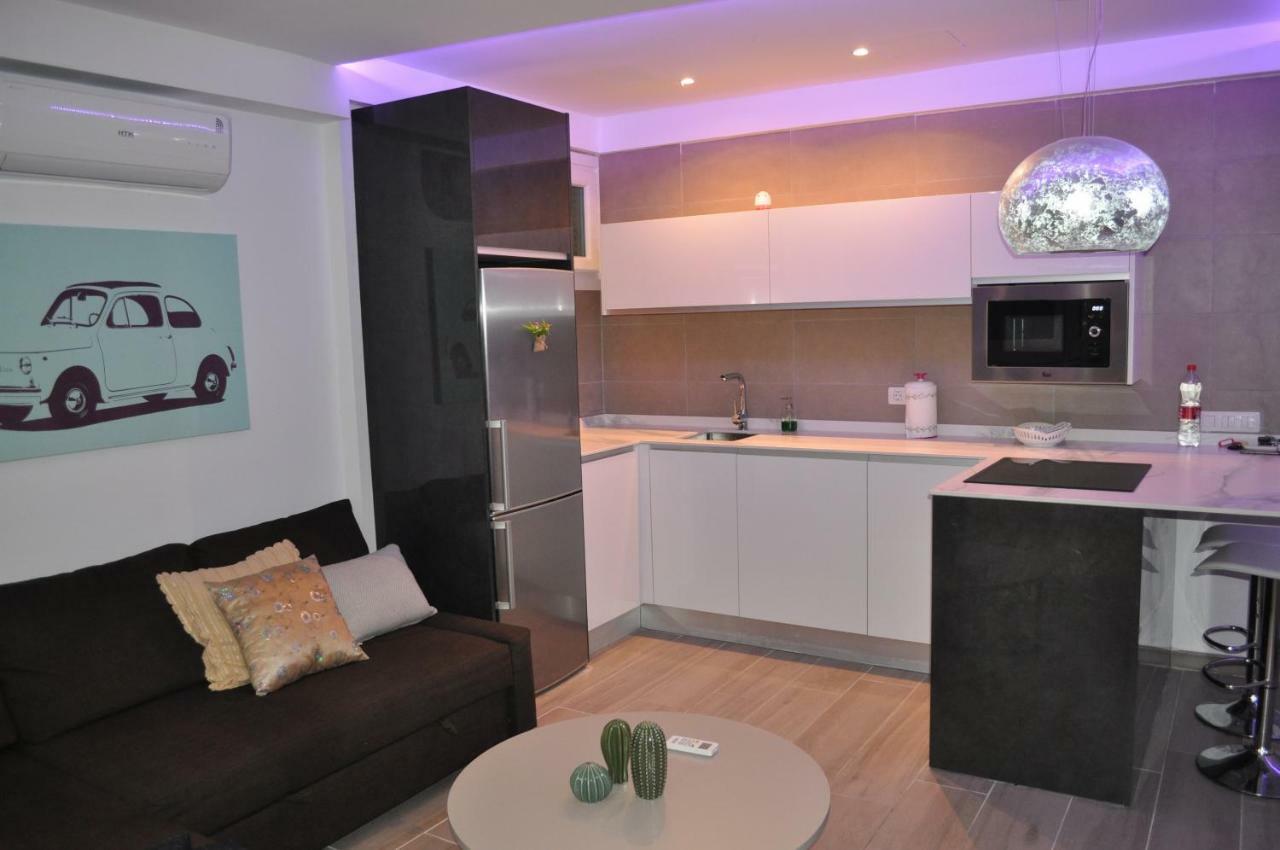 Premium Yumbo Wifi A/c Apartment *