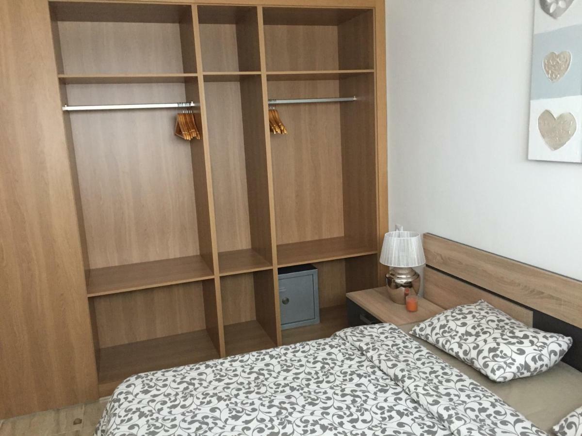 Near Yumbo And Cita Apartamento *