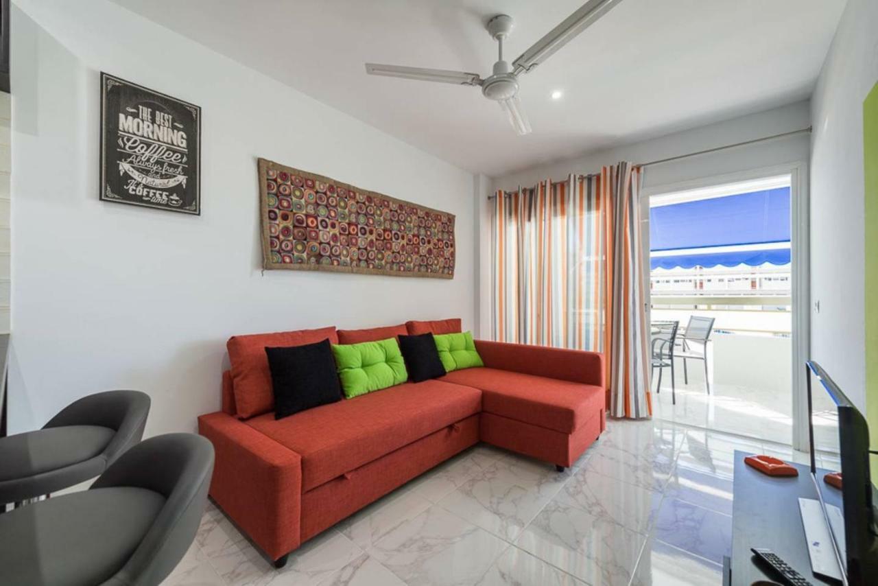 5 Min Walk From Yumbo 208 * Playa del Ingles (Gran Canaria)
