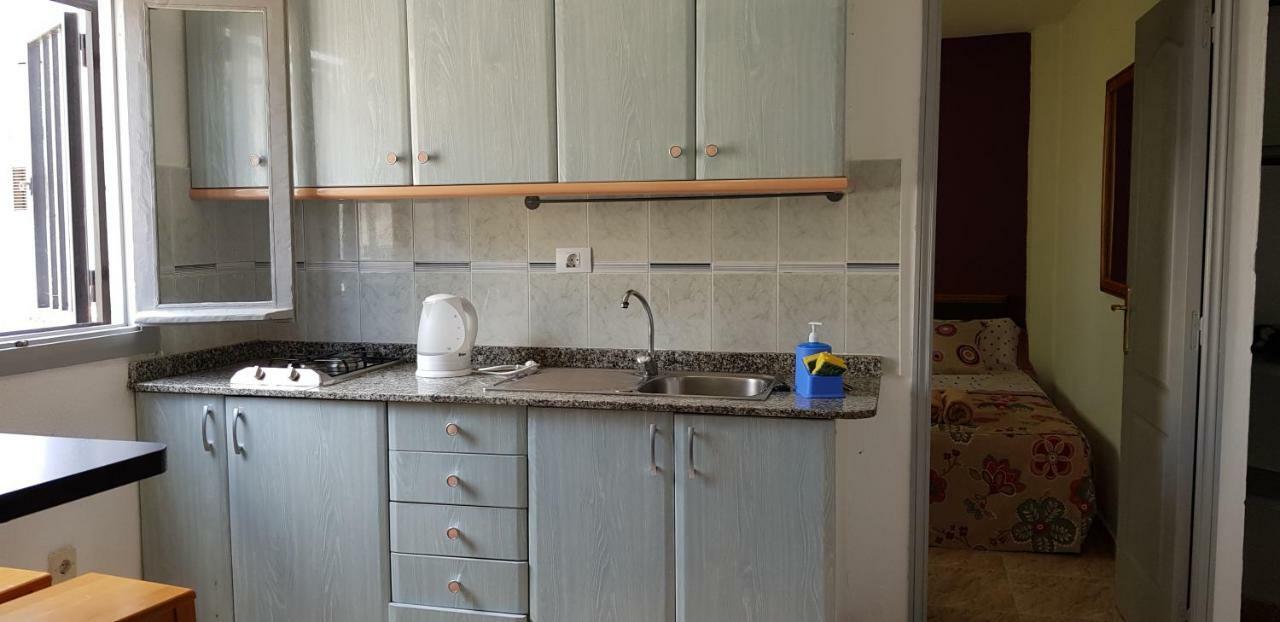 Full Flats And With Shared Toilet Wifi Free San Fernando *