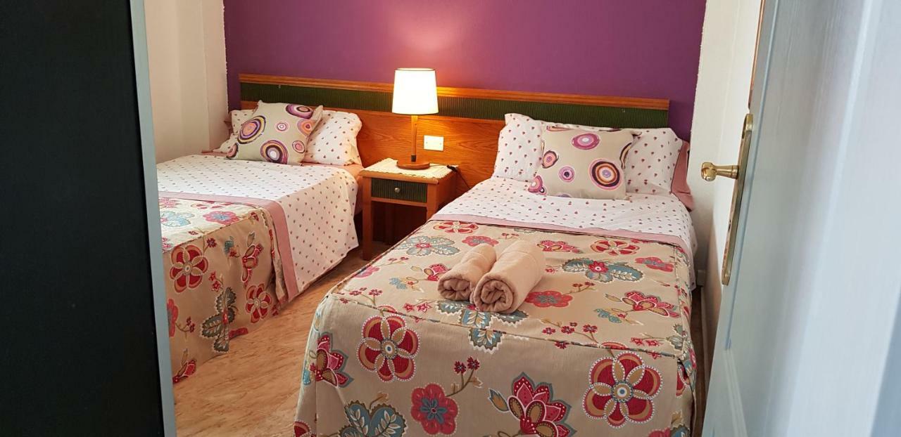 Full Flats And With Shared Toilet Wifi Free San Fernando Apartment Playa del Inglés