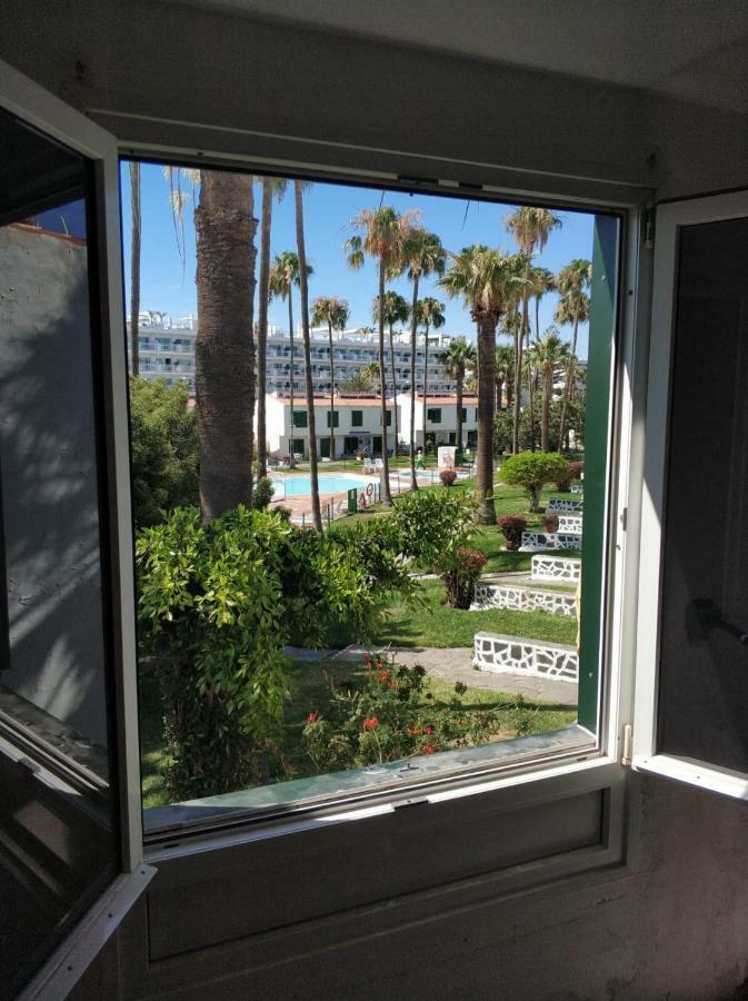 Apartment Centre *