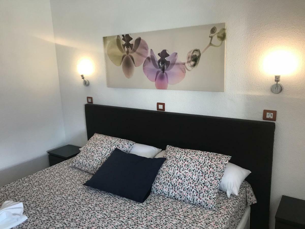 Apartment 5 Min Walk From Yumbo 309-322 *