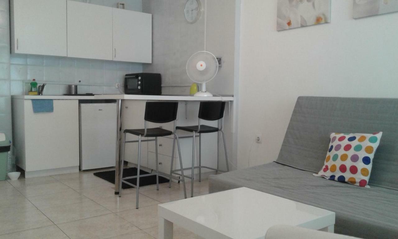 Close To Yumbo,free Parking
