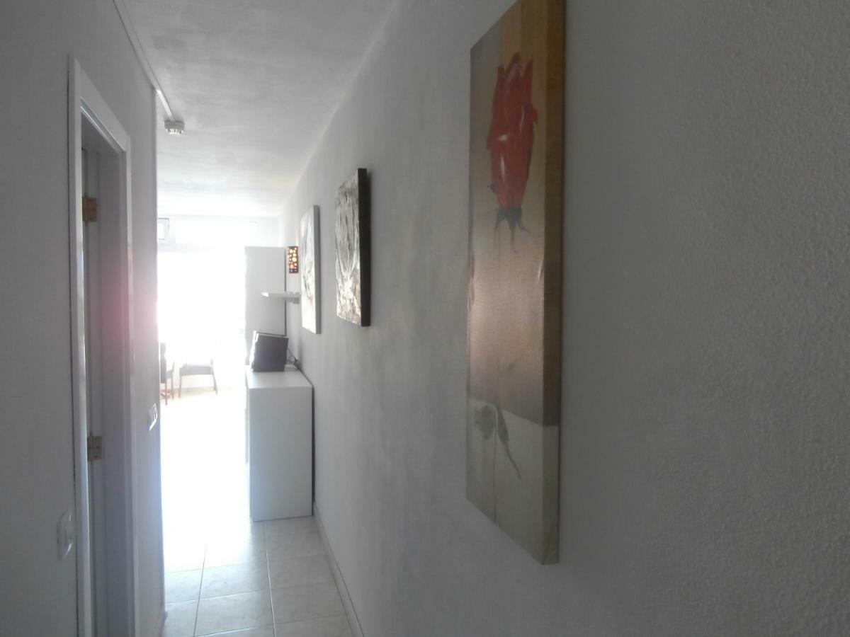 Tanife Private *