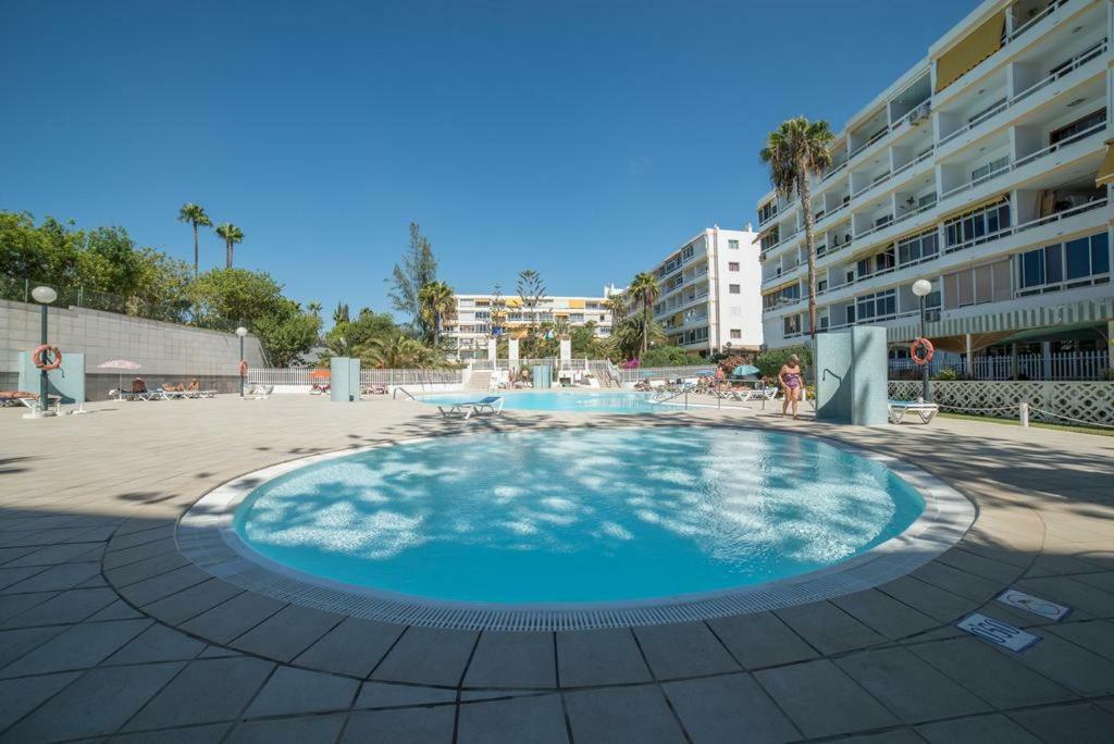 Avenida Tirajana Nº3 * Playa del Inglés