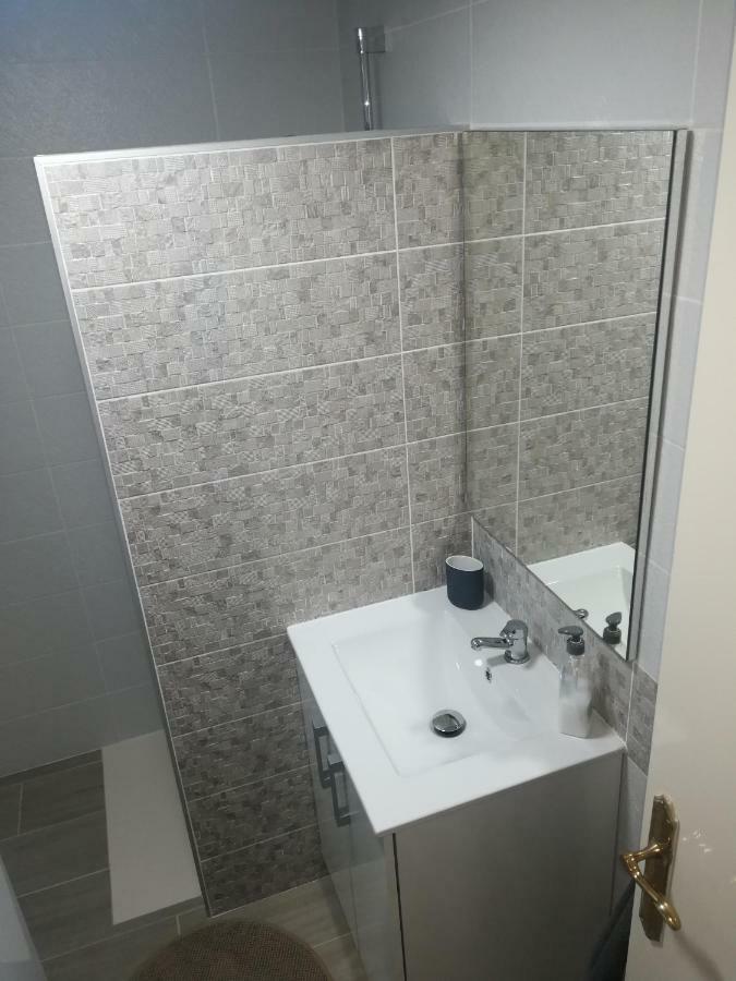 Aloe New Excellence Apartment *