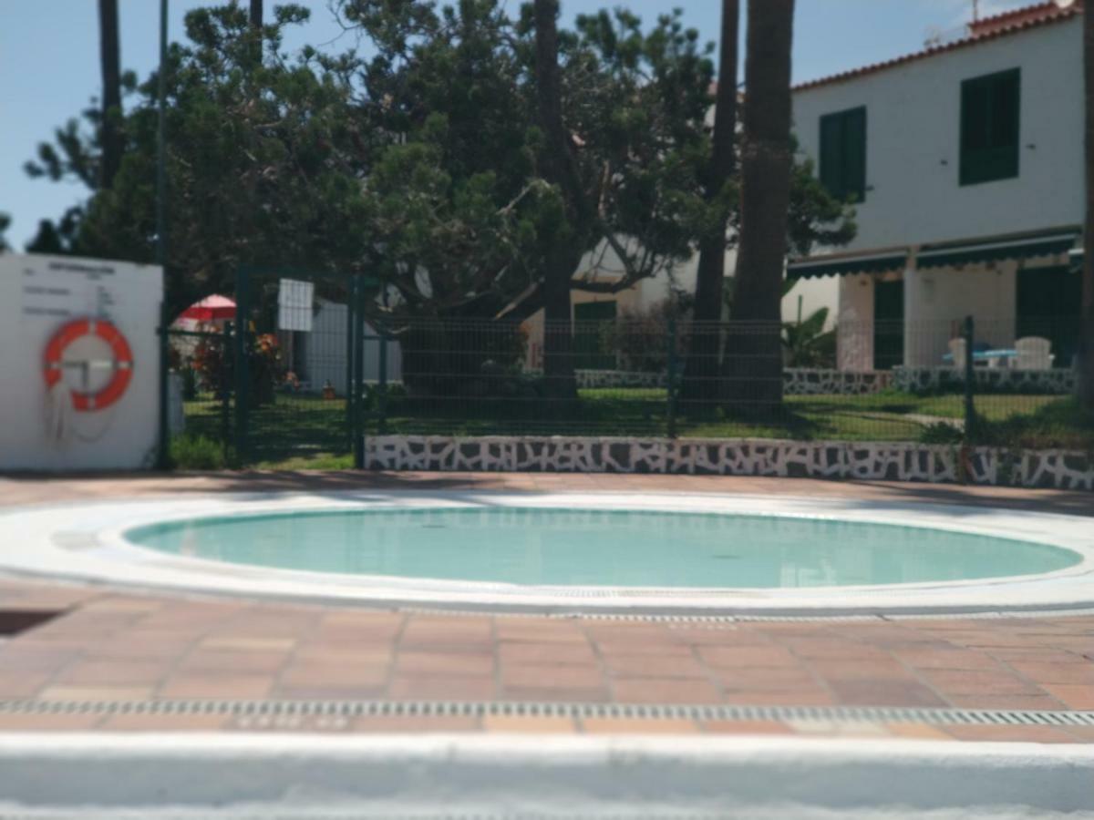 Apartment Centre *