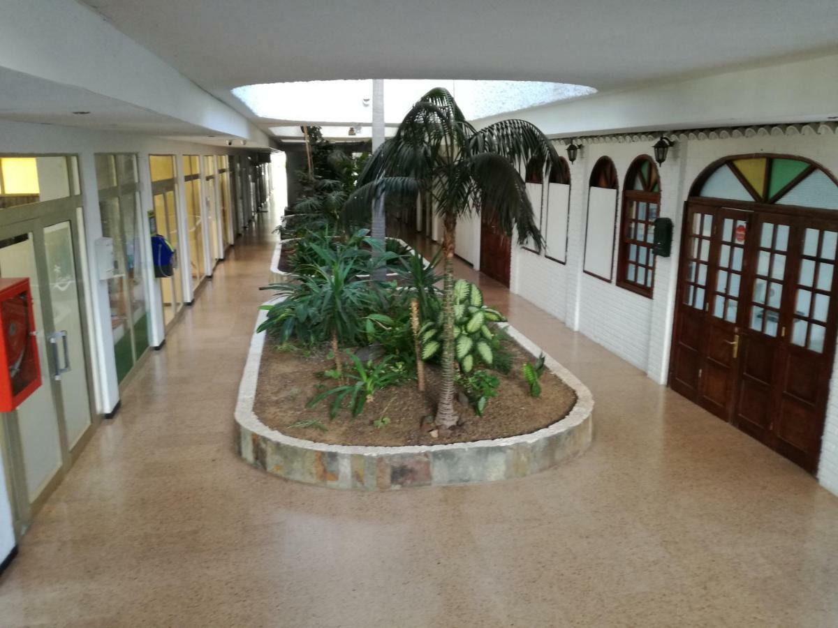Apartment 5 Min Walk From Yumbo 216