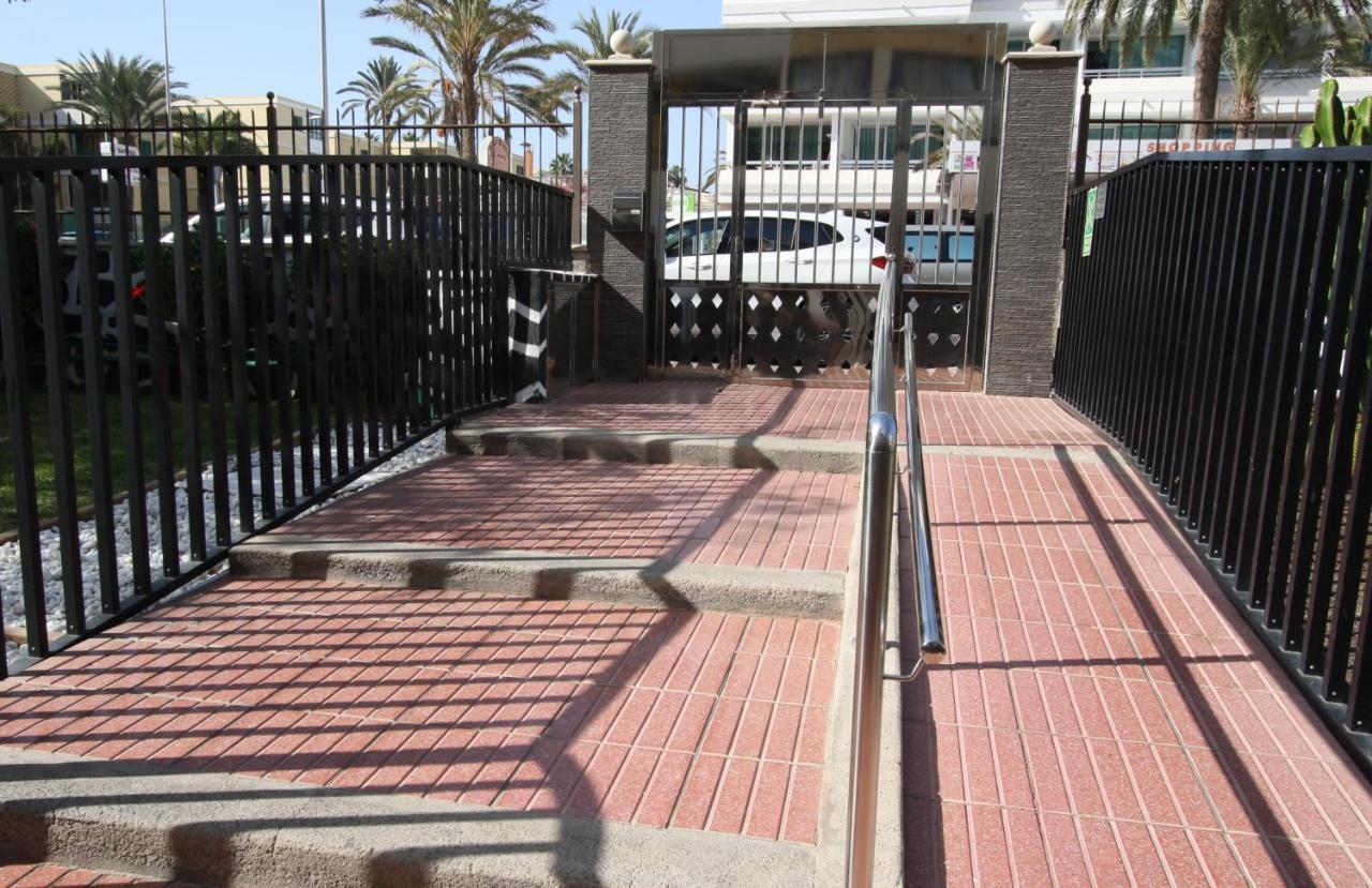 Fantastic With Sea Views Apartment