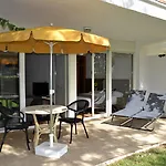Apartamentos Montemayor