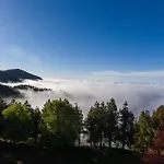 Top-Apartment Near Yumbo