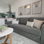 Nice Cozy Apartment Near The Dunes