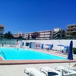 Yumbo Movida Accommodation