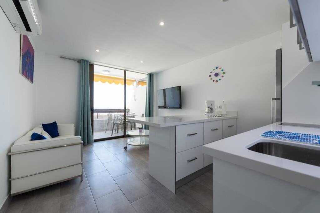 Modern With Sea Views And Fast Fiber Wifi * Playa del Inglés