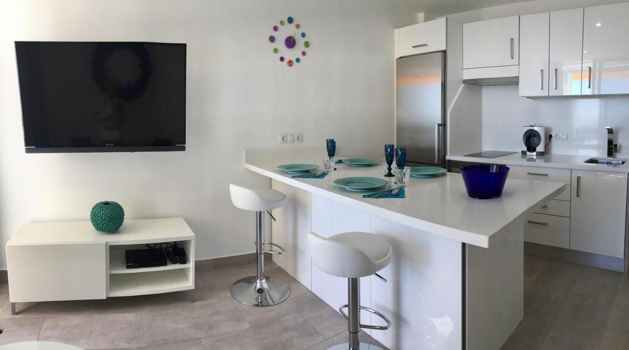 Modern With Sea Views And Fast Fiber Wifi Apartment *
