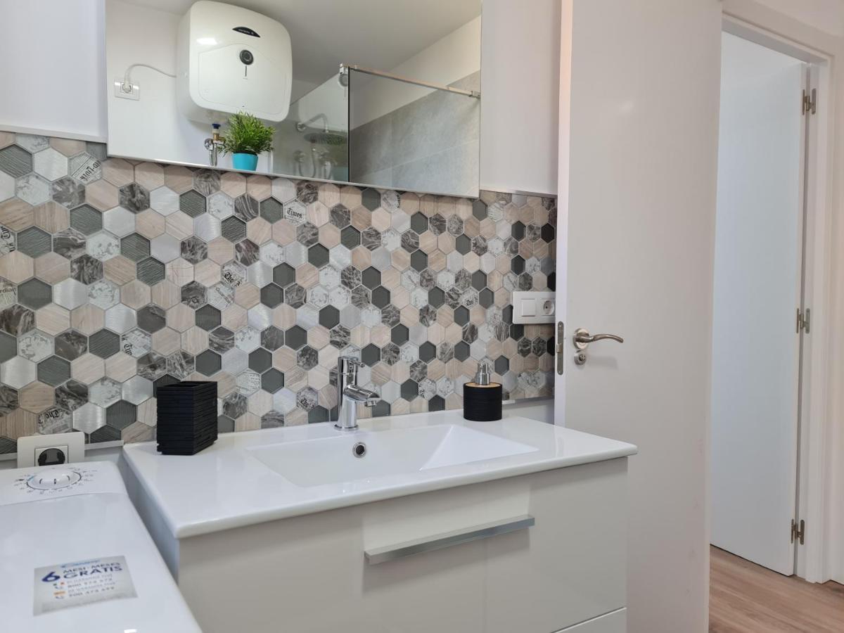 Yumboflat Two Bedroom Apartment