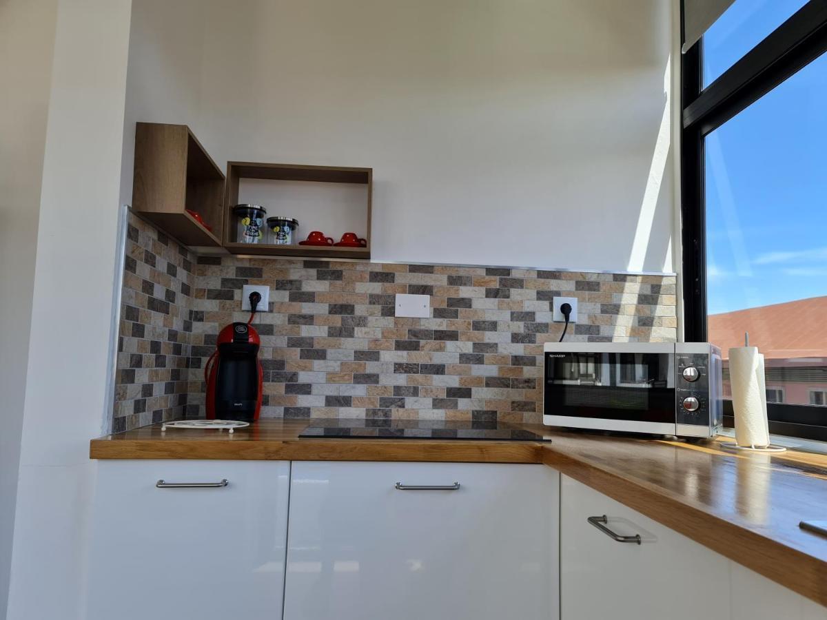 Yumboflat Two Bedroom Apartment *