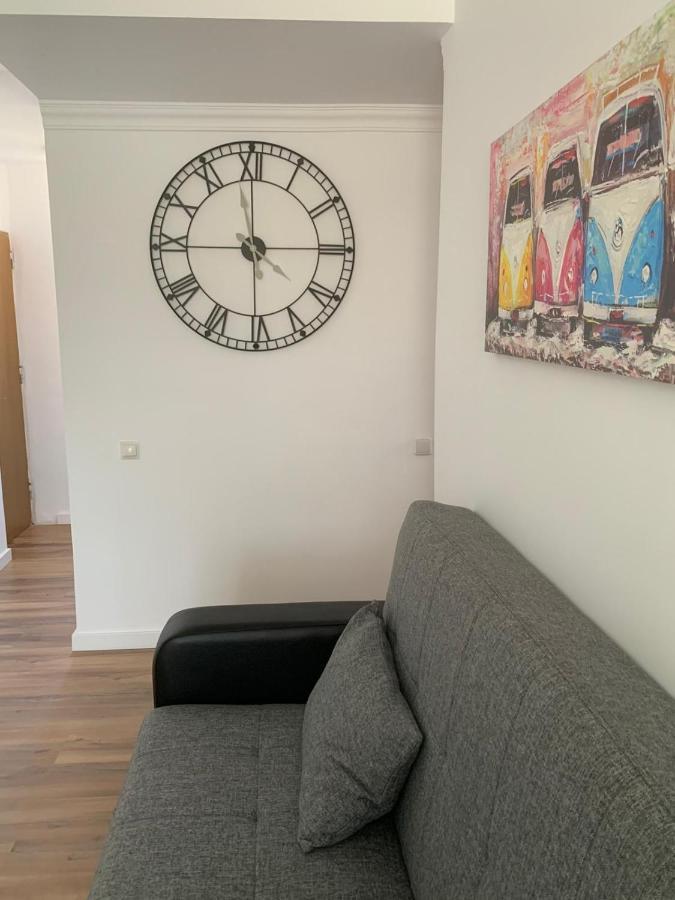 Yumboflat Two Bedroom Apartment *